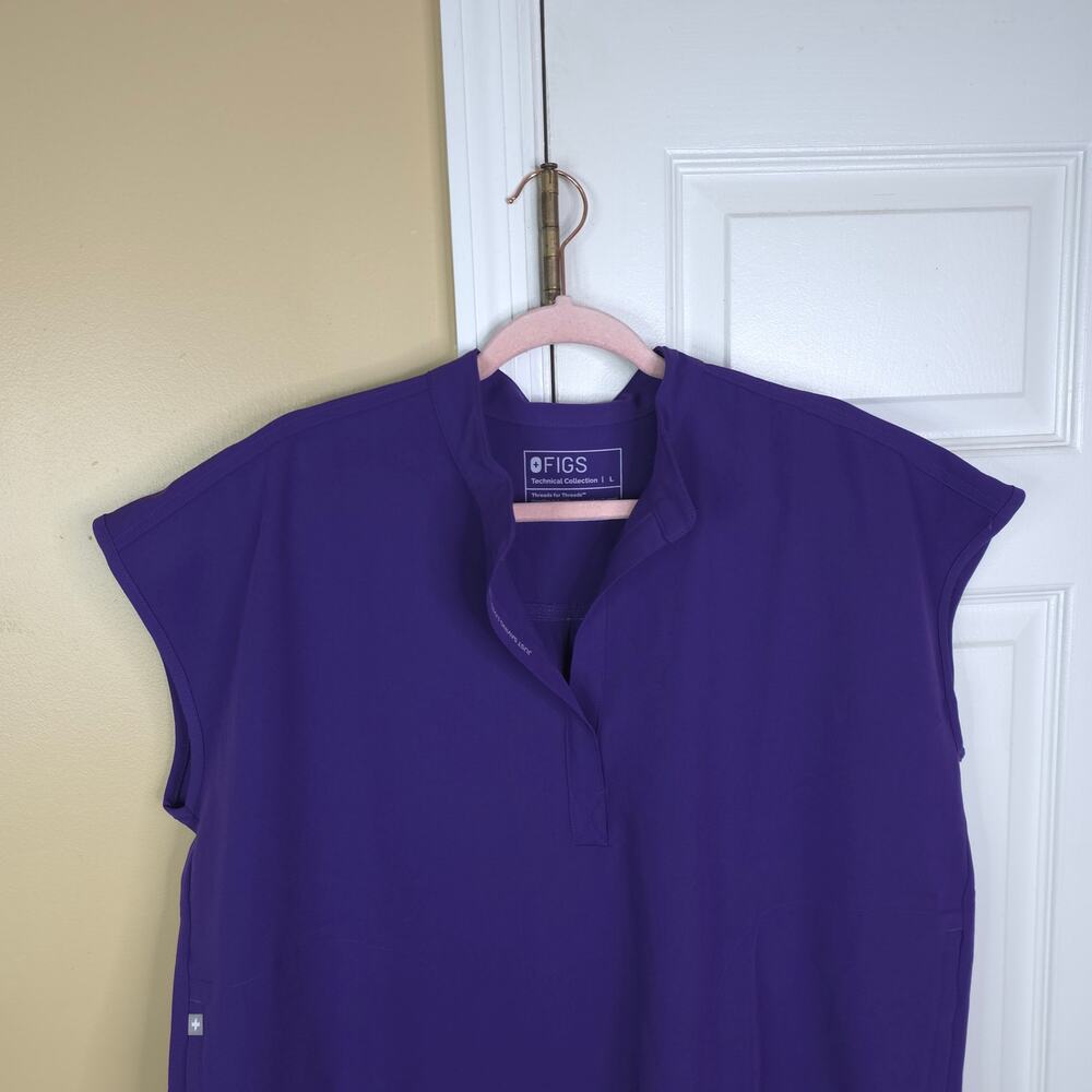 Figs Rafaela Oversized Scrub Top in Purple Size L - Picture 4 of 9